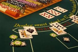 Antarmuka Lightning Dice dengan tampilan tiga dadu dan pilihan hasil